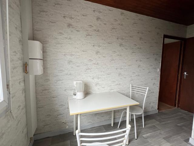 Appartement à La Motte Servolex 73290, 1 pièces, de 25m² à 550 €