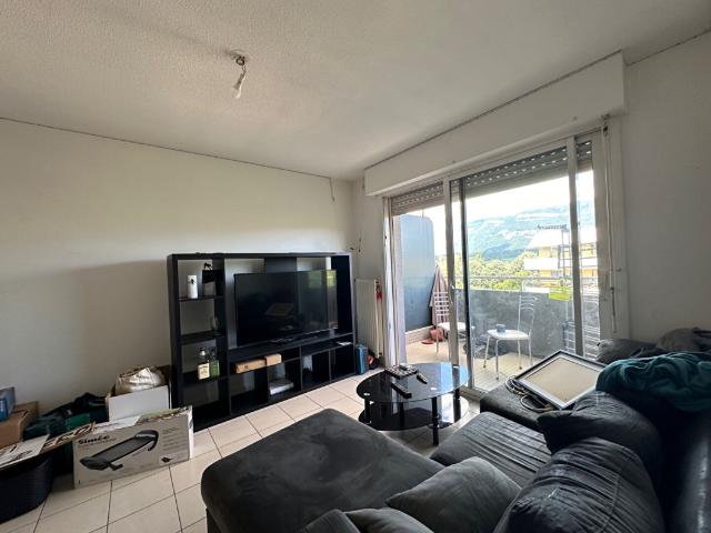 Appartement à La Motte Servolex 73290, 2 pièces, de 37m² à 667 €
