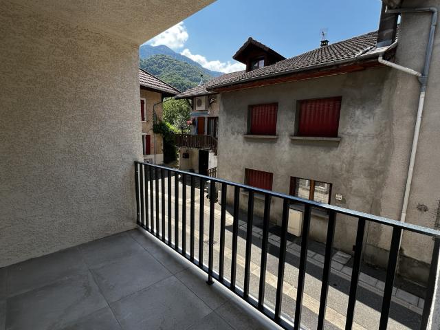 Appartement à Le Cheylas 38570, 3 pièces, de 58m² à 950 €