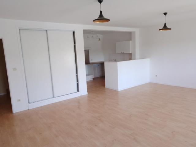 ▷ Appartement à louer • Mance • 87 m² • 795 € | immoRegion