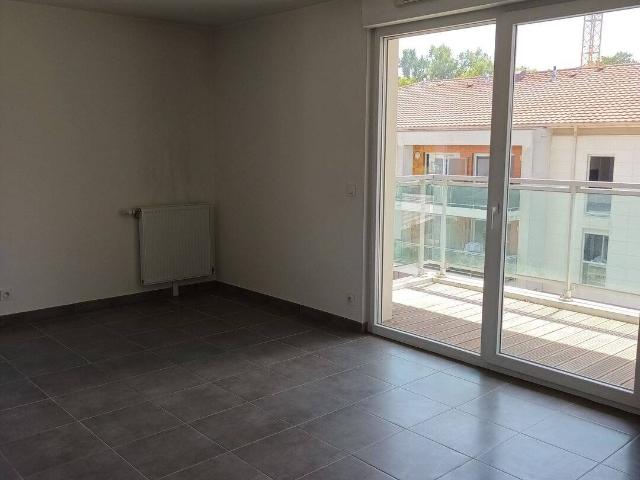 Appartement à louer MONTLIGNON