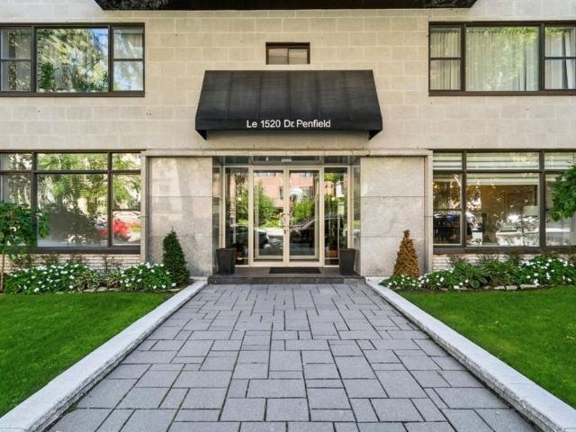 Appartement à louer Montréal Ville Marie Mille Carré Doré