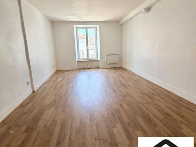 Appartement à louer Nemours