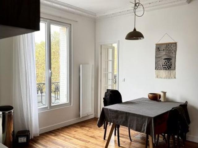 Appartement à louer au Bassin de la Villette, Paris
