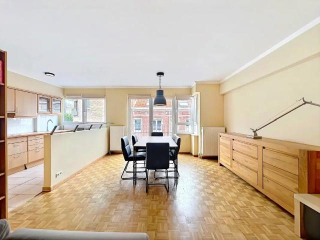 Appartement à louer avec 2 chambres, Woluwe Saint Pierre