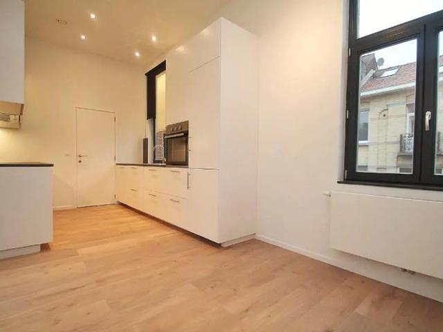 Appartement à louer avec terrasse et 2 chambres, Bruxelles