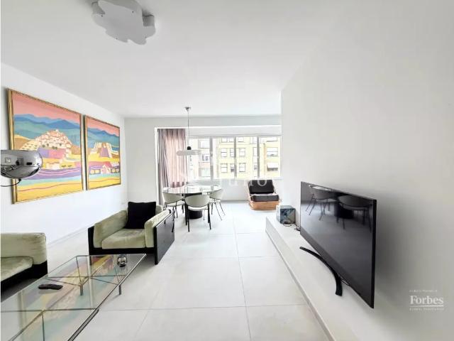 Appartement à louer avec terrasse et 2 chambres, Ixelles