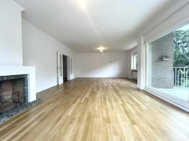 Appartement à louer avec terrasse et 4 chambres, Uccle