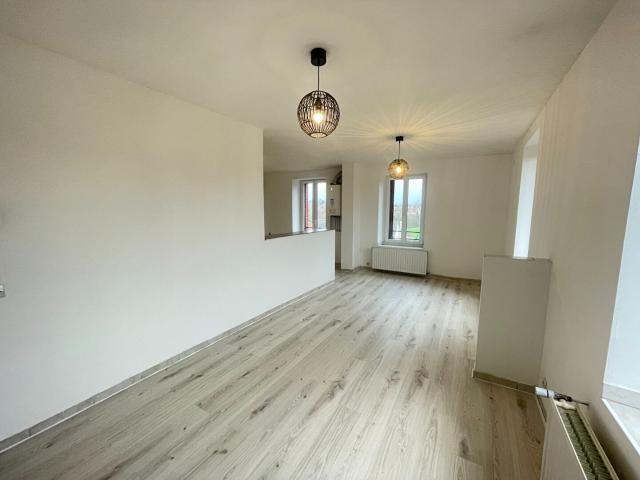 Appartement à louer à CONFLANS EN JARNISY