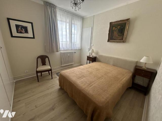 Appartement à louer à Cambrai, Hauts de France, €