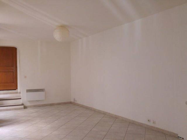 Appartement à louer à CARPENTRAS 84200