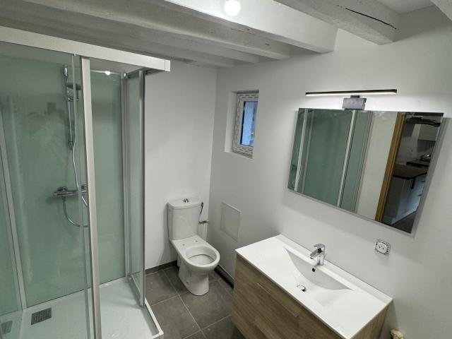 Appartement à louer à Chars, Île de France, €