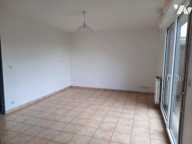 Appartement à louer à Châteaubourg, Bretagne, €
