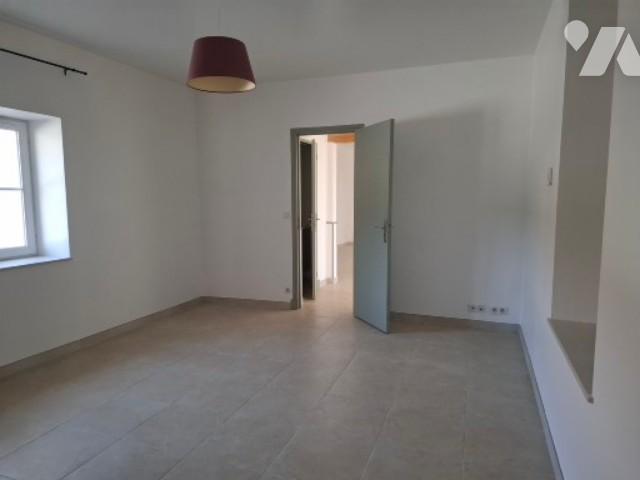 Appartement à louer à Cléry en Vexin, Île de France, €