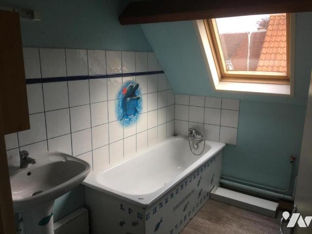 Appartement à louer à Ardres, Hauts de France, €