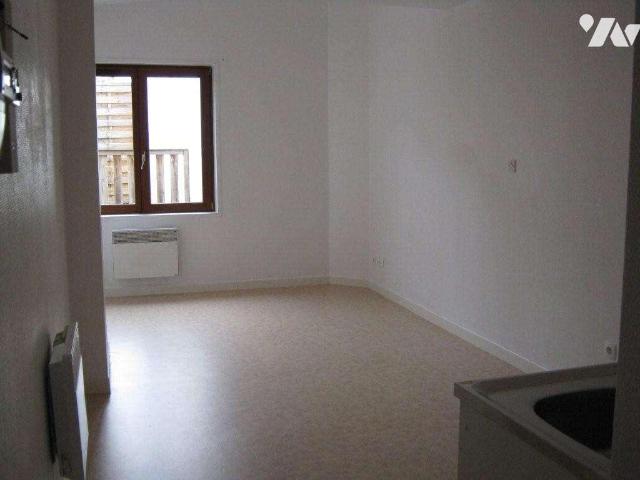 Appartement à louer à Ardres, Hauts de France, 0€