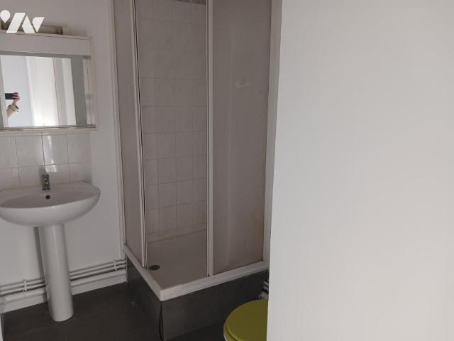 Appartement à louer à Arras, Hauts de France, €