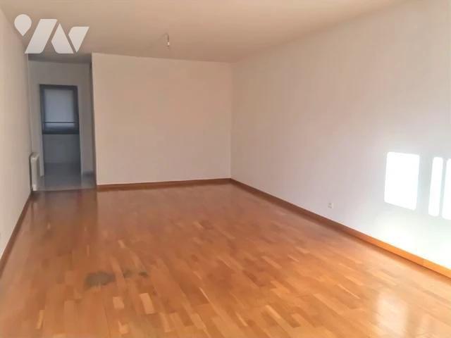Appartement à louer à Arras, Hauts de France, €