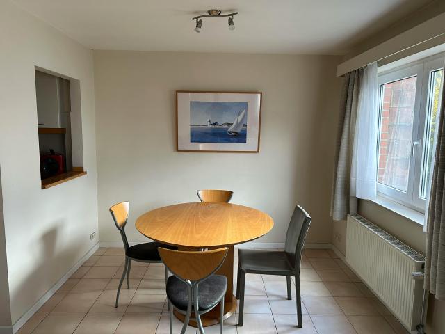 Appartement à louer à Auderghem, Rue Pierre Schoonejans