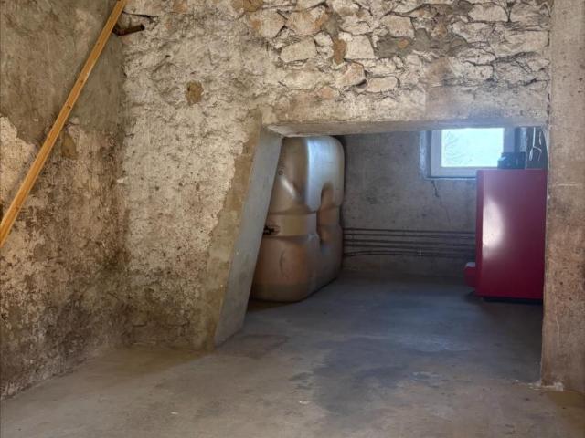 Appartement à louer à Boffres, Auvergne Rhône Alpes, €