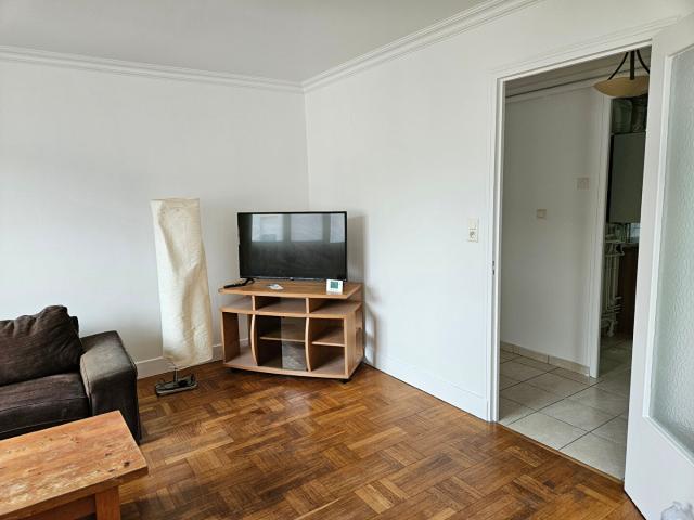 APPARTEMENT à louer à BESANCON 3 pièces REF 8015