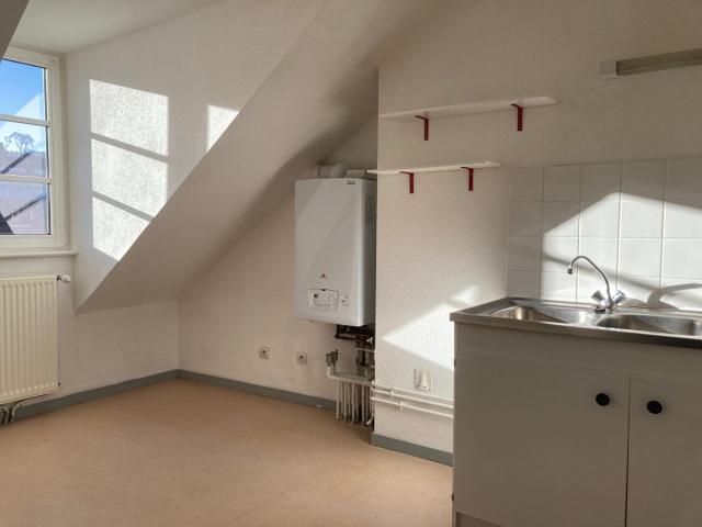 APPARTEMENT à louer à BESANCON 3 pièces T3 situé 17 Rue Ronchaux
