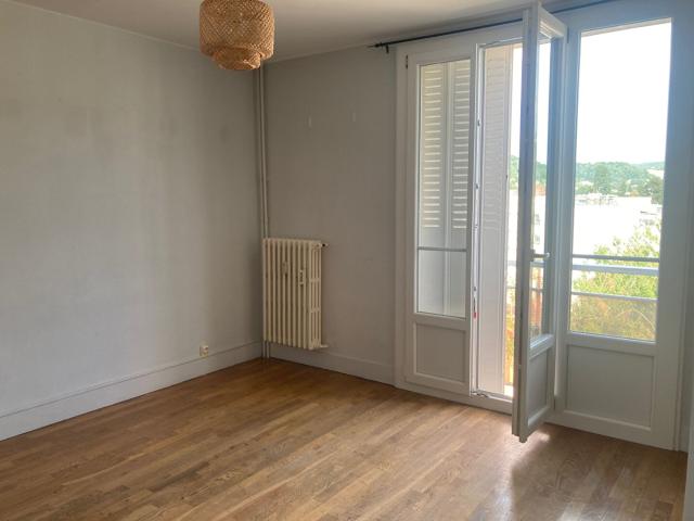 APPARTEMENT à louer à BESANCON 4 pièces REF 17968