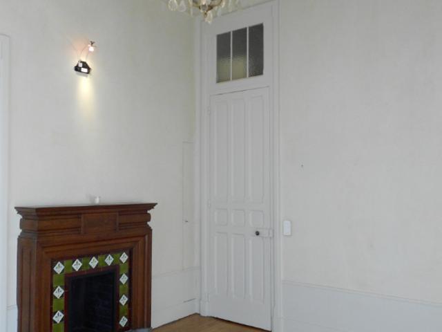 APPARTEMENT à louer à BESANCON 5 pièces REF 7078