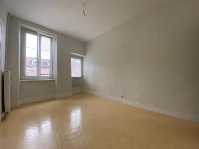 APPARTEMENT à louer à BESANCON CENTRE VILLE 1 pièce REF 1372