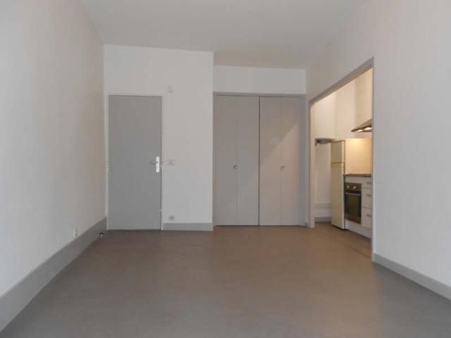 APPARTEMENT à louer à BESANCON CENTRE VILLE 1 pièce REF 4854