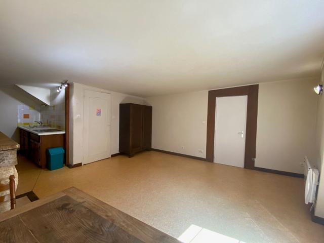 APPARTEMENT à louer à BESANCON CENTRE VILLE 1 pièce REF 5660