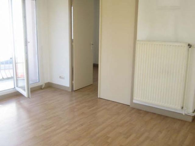 APPARTEMENT à louer à BESANCON QUARTIER CHASNOT/BAS ST CLAUDE 3 pièces REF 2812