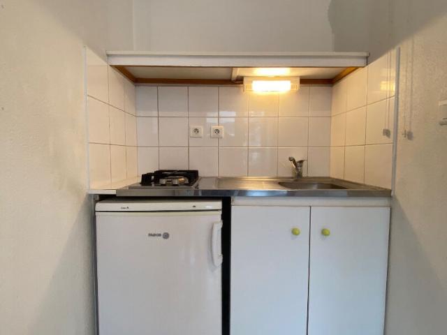 APPARTEMENT à louer à BESANCON QUARTIER CHAPRAIS 1 pièce T1 BIS dans immeuble de Standing avec piscine