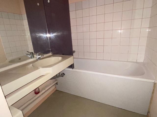 APPARTEMENT à louer à BESANCON QUARTIER BATTANT 1 pièce REF 2427