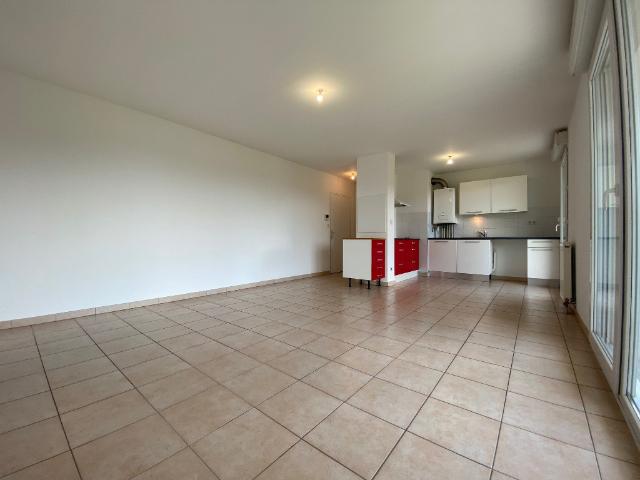 APPARTEMENT à louer à BESANCON QUARTIER BREGILLE 3 pièces REF 2528