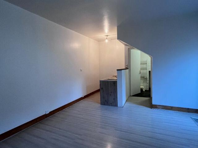 APPARTEMENT à louer à BESANCON QUARTIER RIVOTTE/TARRAGNOZ 1 pièce REF 01238