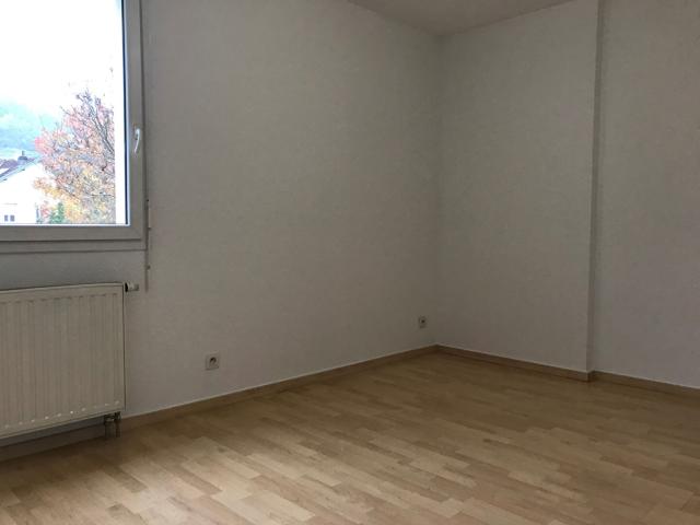 APPARTEMENT à louer à BESANCON QUARTIER VELOTTE 4 pièces REF 2166