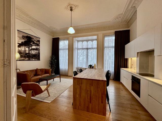 Appartement à louer à Brussels, Avenue de Stalingrad