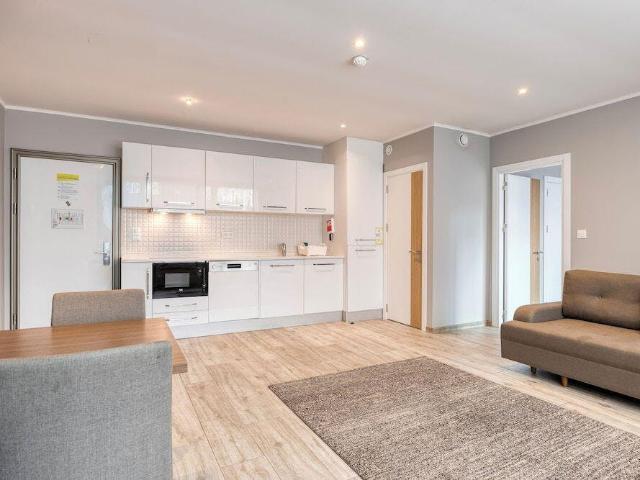 Appartement à louer à Brussels, Boulevard du Midi