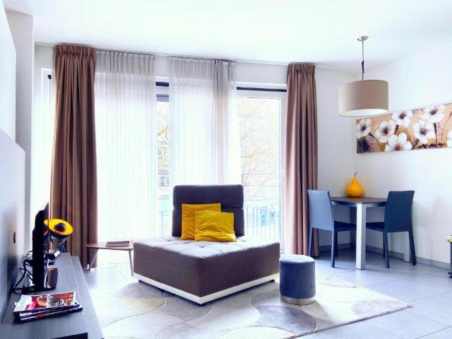 Appartement à louer à Brussels, Boulevard de Dixmude