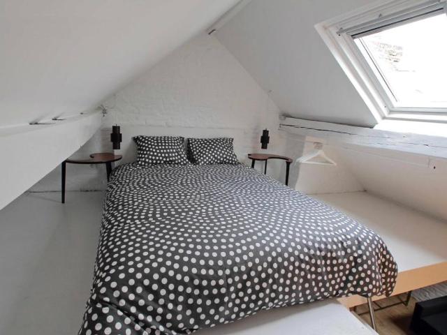 Appartement à louer à Brussels, Rue des Éperonniers
