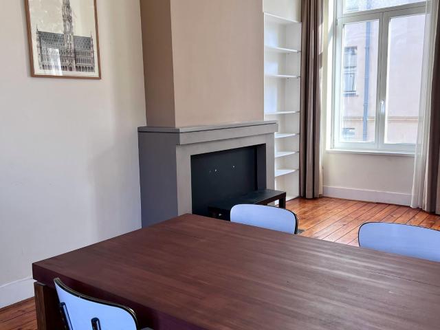 Appartement à louer à Brussels, Rue Saint Géry