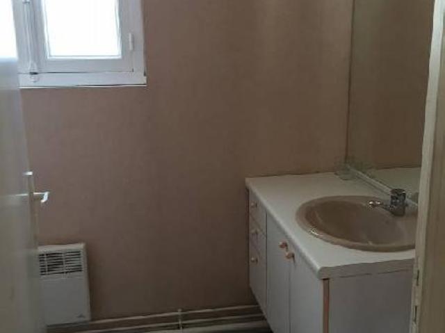 Appartement à louer à Bruz, Bretagne, €