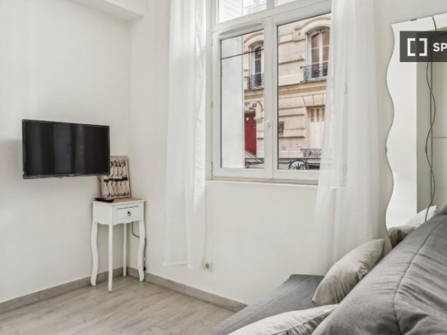 Appartement à louer à Gambetta, Paris