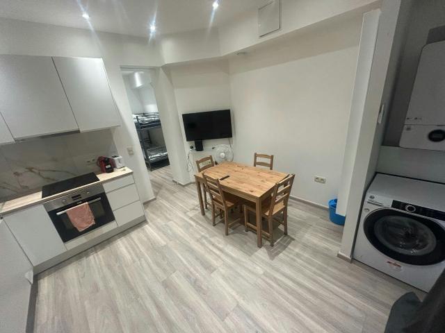 Appartement à louer à Ganshoren, Avenue Jacques Sermon