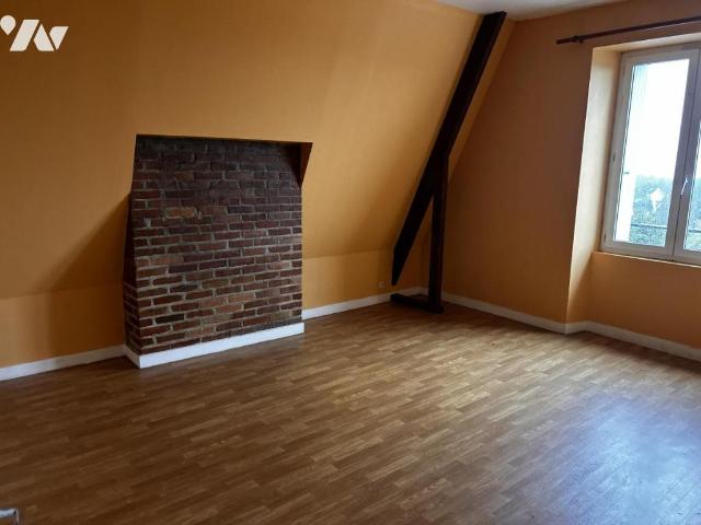 Appartement à louer à Guer, Bretagne, €