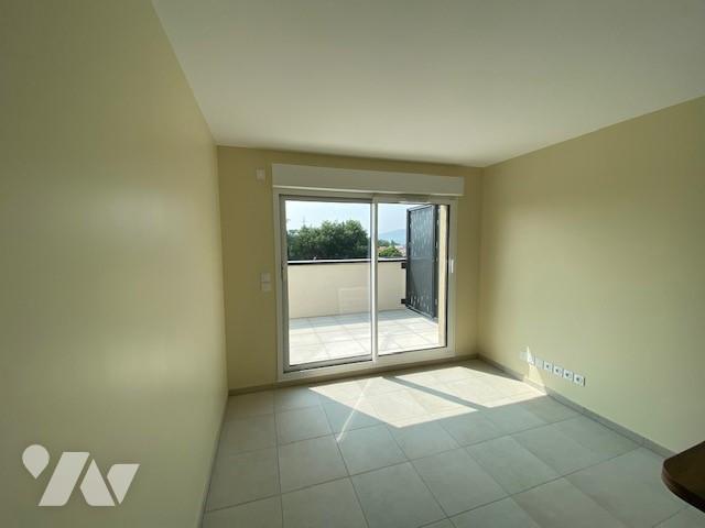Appartement à louer à Davézieux, Auvergne Rhône Alpes, €