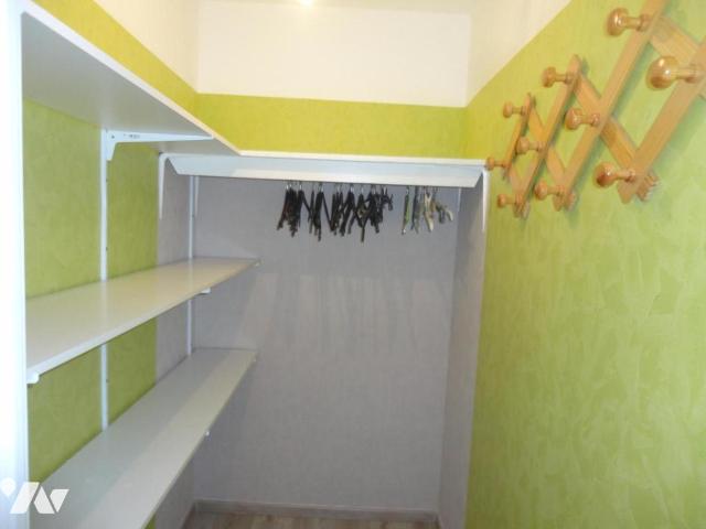 Appartement à louer à Épernay, Grand Est, €