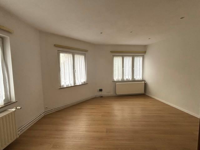 Appartement à louer à Etterbeek, Chaussée Saint Pierre