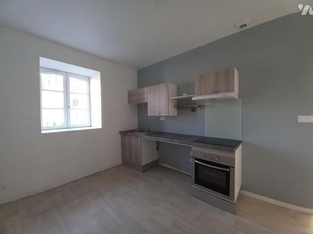 Appartement à louer à Fougères, Bretagne, 0€